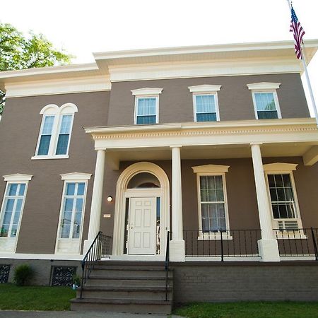 Beacon Hotel Oswego Esterno foto