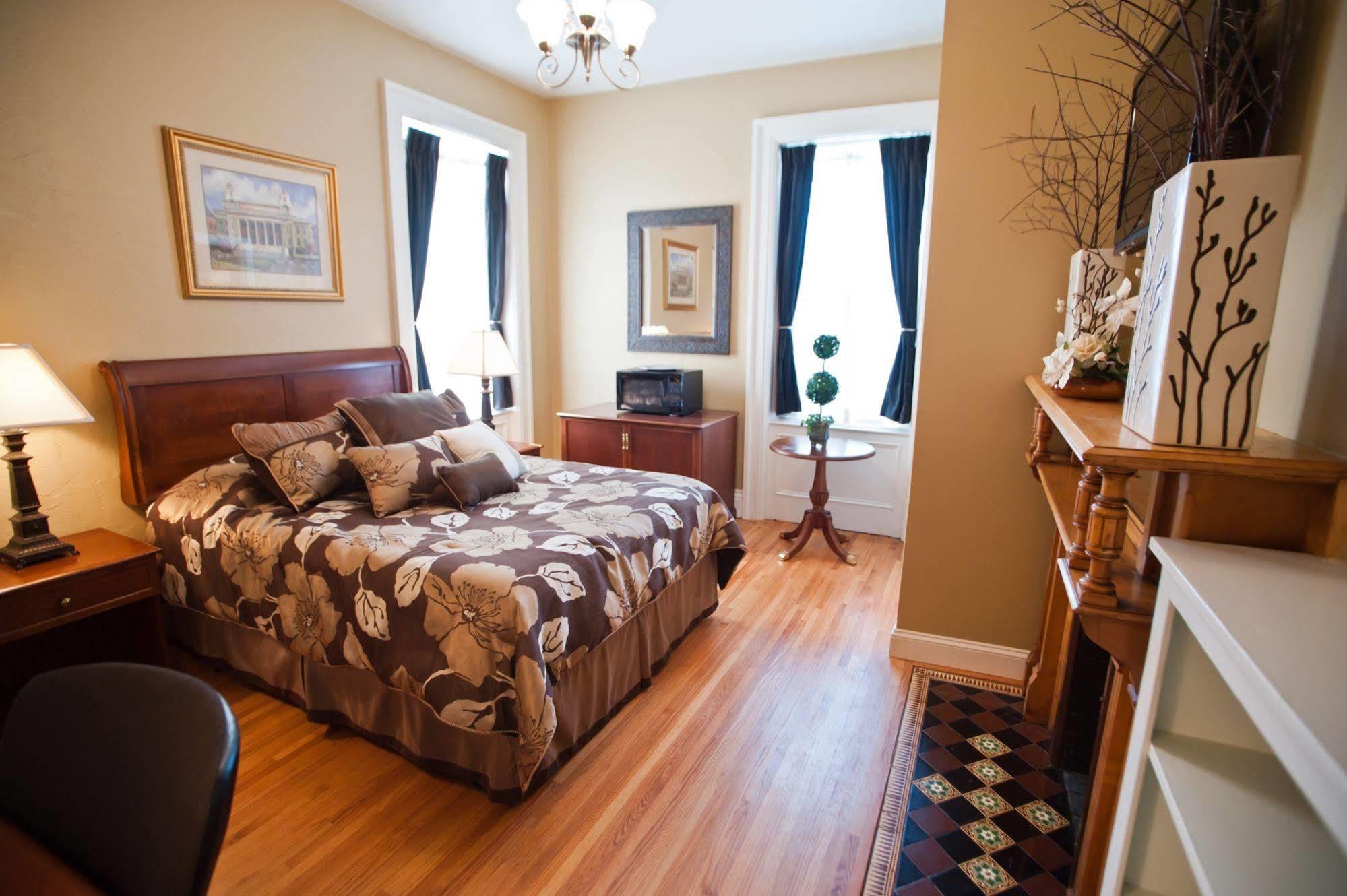 Beacon Hotel Oswego Esterno foto